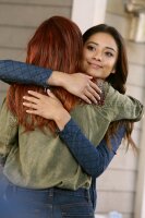 Pretty Little Liars - Die komplette 4. Staffel  [5 DVDs] Top Zustand