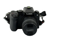 Panasonic Lumix DMC-G70 + 14 - 42mm Objektiv + Zubehörpaket / Top Zustand