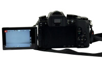 Panasonic Lumix DMC-G70 + 14 - 42mm Objektiv + Zubehörpaket / Top Zustand