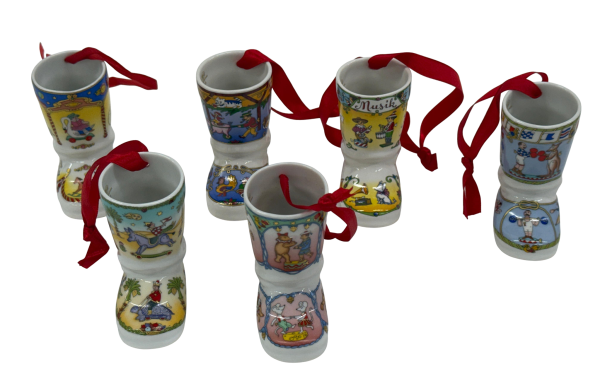 Hutschenreuther & M.J. Hummel - Weihnachtsdeko Konvolut / Porzellan / 30 Figuren