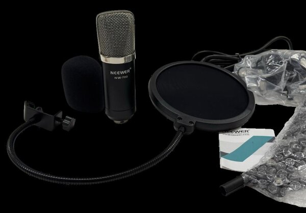 Neewer NW-700 Condenser Microphone Kit / Black Mic / Top Zustand