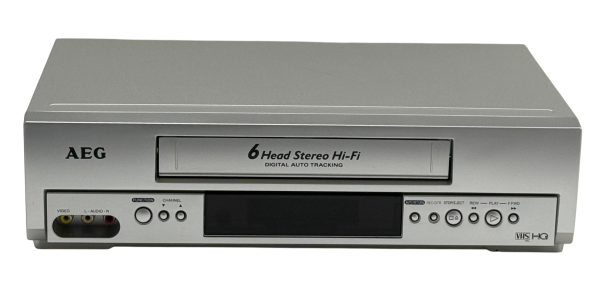 AEG VCR - 4500 / 6 Kopf - VHS - Videoekorder + FB / Top Funktion