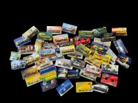 87x Verschiedene Brauerei Trucker Modell Fahrzeuge / OVP...